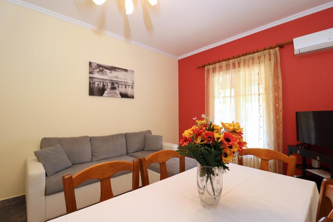 A Nice Apartment- Corfu Town, Kanoni Exterior foto